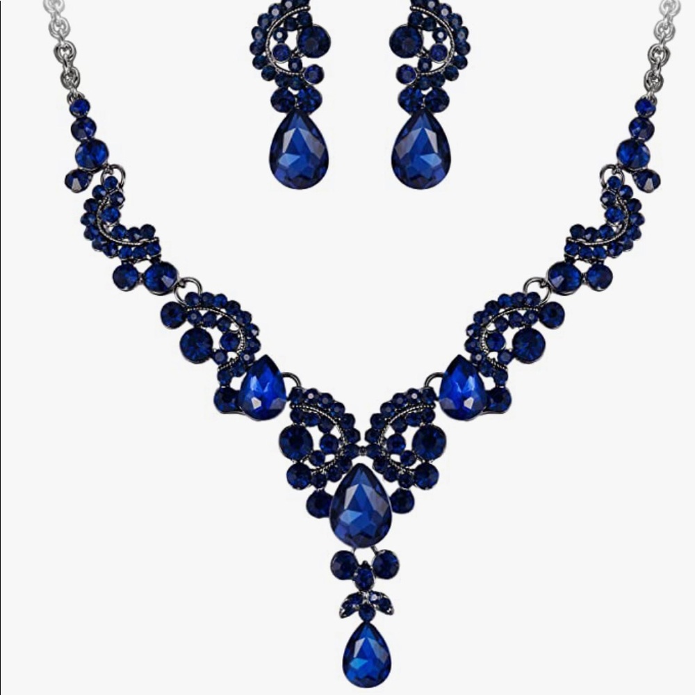 EVER FAITH Rhinestone Crystal Bridal Floral Wave Teardrop Necklace Earrings Set
